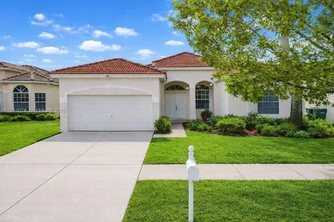 690 SE 30th Drive Homestead FL 33033