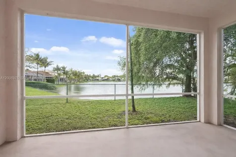 690 SE 30th Drive Homestead FL 33033