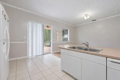 690 SE 30th Drive Homestead FL 33033