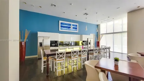 2775 NE 187th Street Aventura FL 33180
