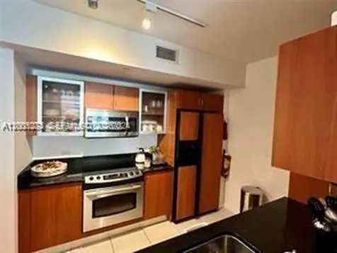 2775 NE 187th Street Aventura FL 33180