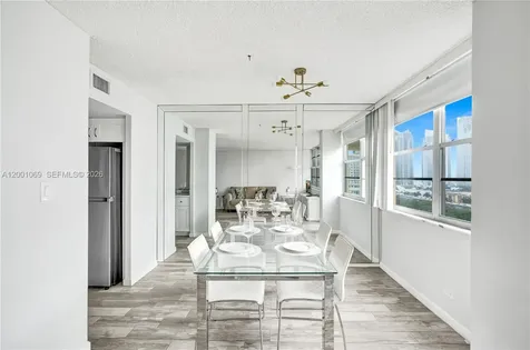 251 174th Sunny Isles Beach FL 33160