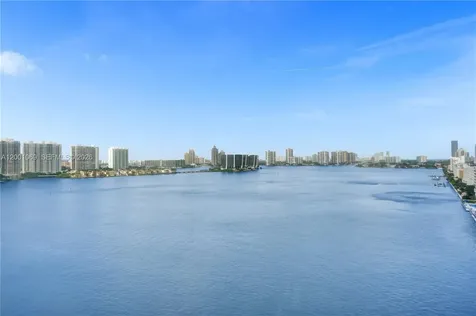 251 174th Sunny Isles Beach FL 33160