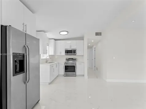 3231 NW 48th Terrace Miami FL 33142