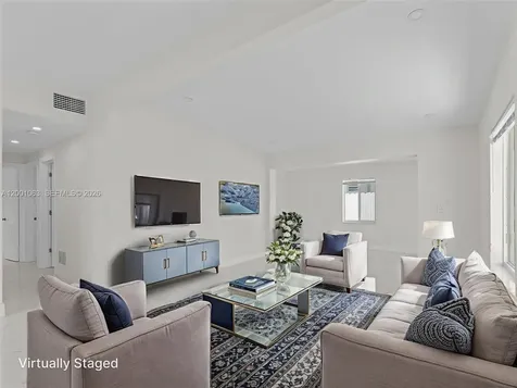 3231 NW 48th Terrace Miami FL 33142
