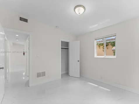 3231 NW 48th Terrace Miami FL 33142