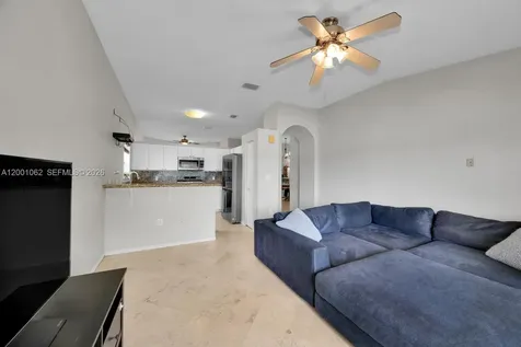 3110 SE 4th Place Homestead FL 33033