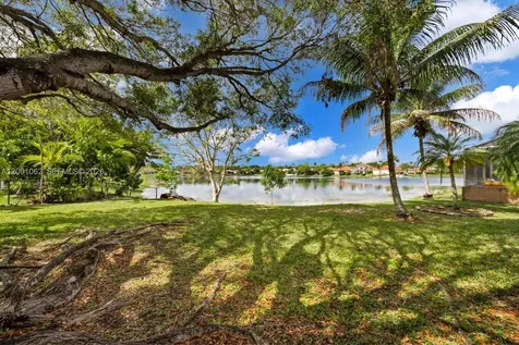 3110 SE 4th Place Homestead FL 33033