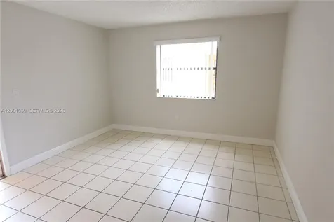 650 NW 114th Avenue Sweetwater FL 33172