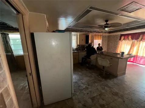 200 NE 158th Street Miami FL 33162