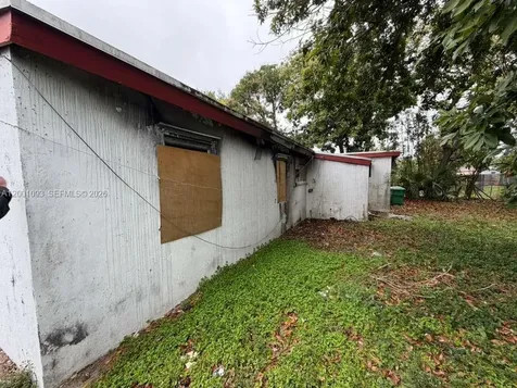 15771 NW 17th Place Miami Gardens FL 33054