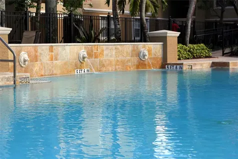 160 SW 117th Terrace Pembroke Pines FL 33025