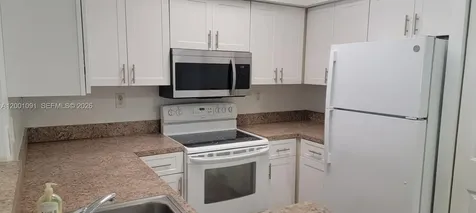 160 SW 117th Terrace Pembroke Pines FL 33025