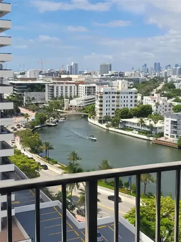2625 Collins Avenue Miami Beach FL 33140