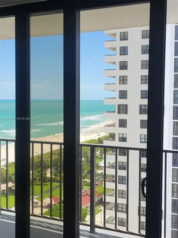 2625 Collins Avenue Miami Beach FL 33140