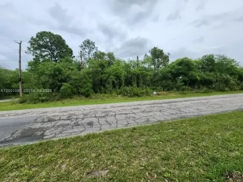 375 Montura Avenue Clewiston FL 33440