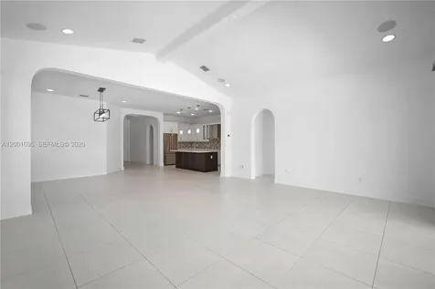 1286 SW 113th Way Pembroke Pines FL 33025