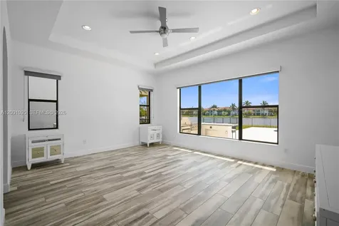 1286 SW 113th Way Pembroke Pines FL 33025