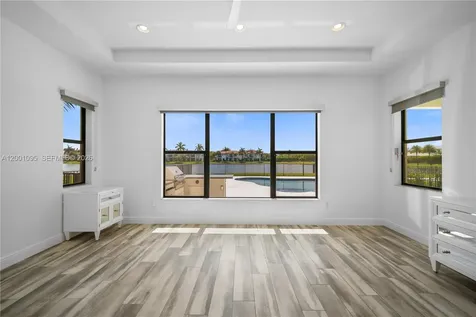 1286 SW 113th Way Pembroke Pines FL 33025