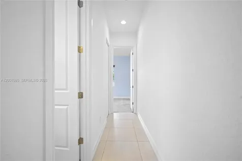 1286 SW 113th Way Pembroke Pines FL 33025