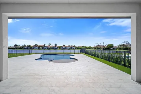 1286 SW 113th Way Pembroke Pines FL 33025