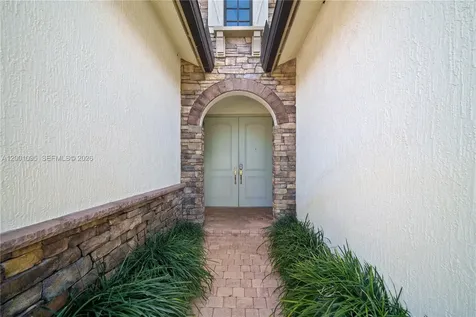 1286 SW 113th Way Pembroke Pines FL 33025