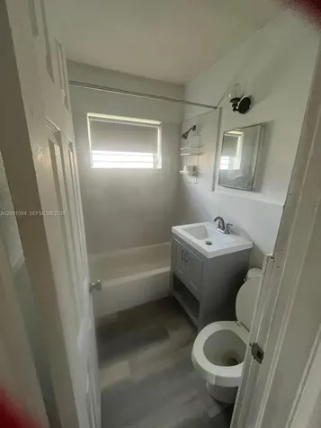3180 NW 19th Avenue Miami FL 33142