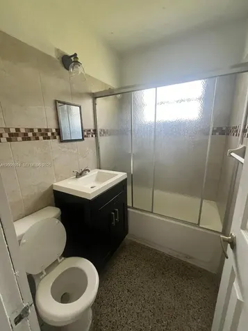 3180 NW 19th Avenue Miami FL 33142