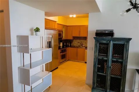 6365 Collins Avenue Miami Beach FL 33141