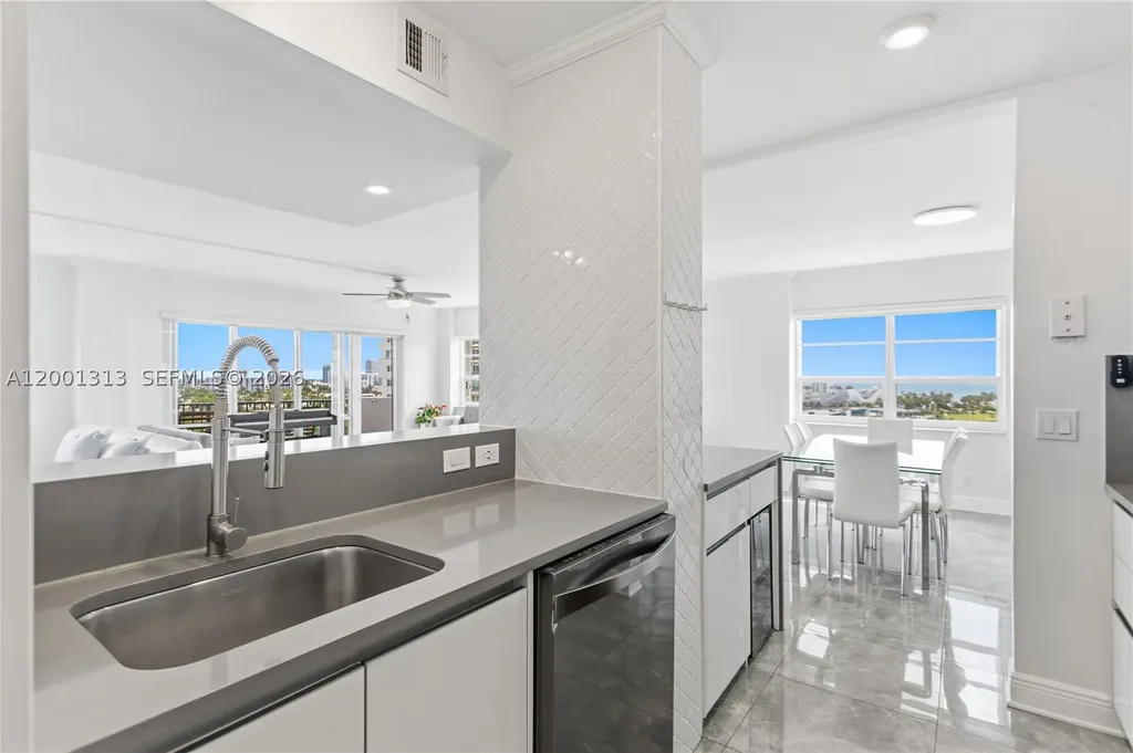 340 Sunset Drive Fort Lauderdale FL 33301