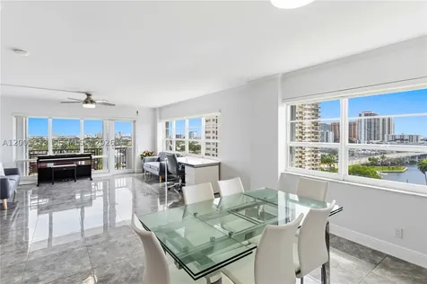 340 Sunset Drive Fort Lauderdale FL 33301