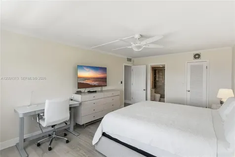 340 Sunset Drive Fort Lauderdale FL 33301