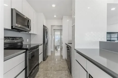 340 Sunset Drive Fort Lauderdale FL 33301