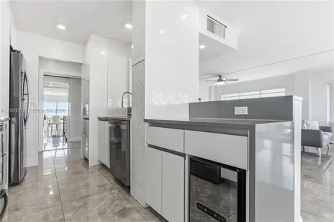 340 Sunset Drive Fort Lauderdale FL 33301