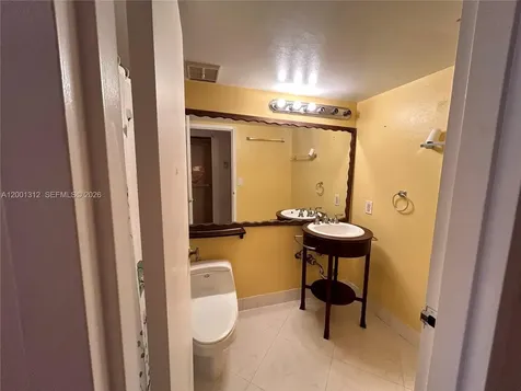 7601 E Treasure Drive North Bay Village FL 33141