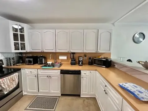 7830 Dickens Avenue Miami Beach FL 33141