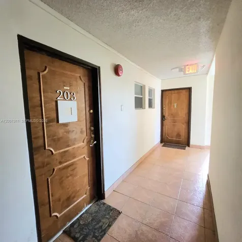 7830 Dickens Avenue Miami Beach FL 33141