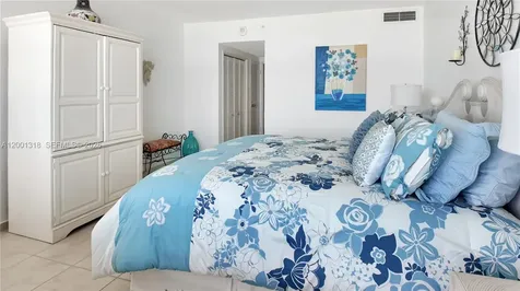 5601 Collins Avenue Miami Beach FL 33140