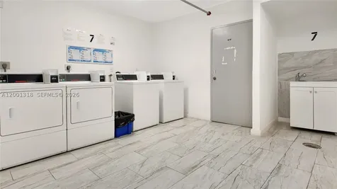 5601 Collins Avenue Miami Beach FL 33140