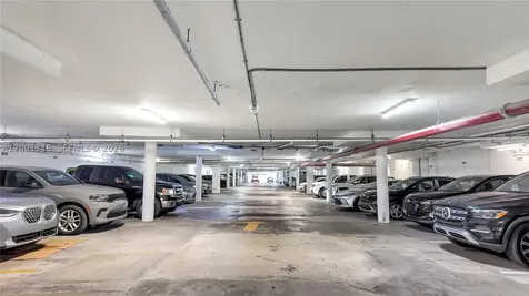 5601 Collins Avenue Miami Beach FL 33140