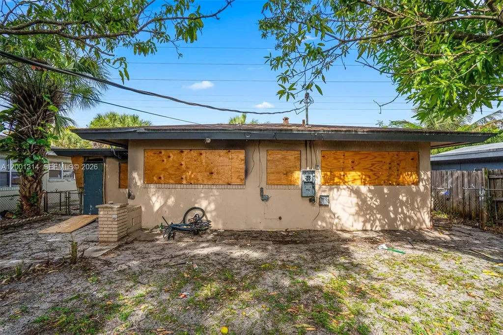 1632 NW 9th Avenue Fort Lauderdale FL 33311