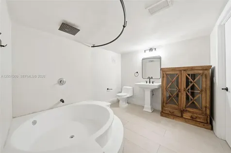6704 SW 114th Place Miami FL 33173