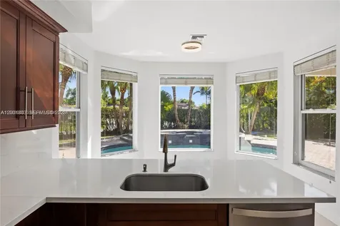 16449 SW 84th Place Palmetto Bay FL 33157