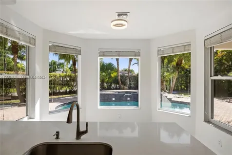 16449 SW 84th Place Palmetto Bay FL 33157