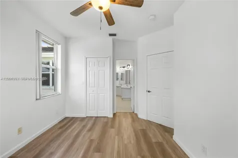 16449 SW 84th Place Palmetto Bay FL 33157