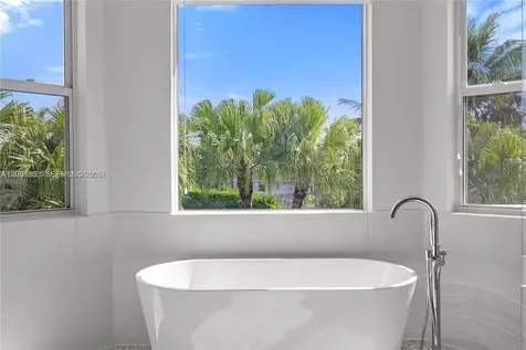 16449 SW 84th Place Palmetto Bay FL 33157