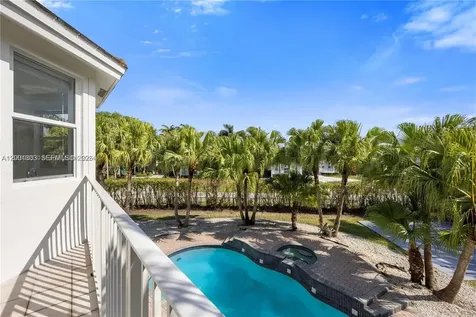 16449 SW 84th Place Palmetto Bay FL 33157