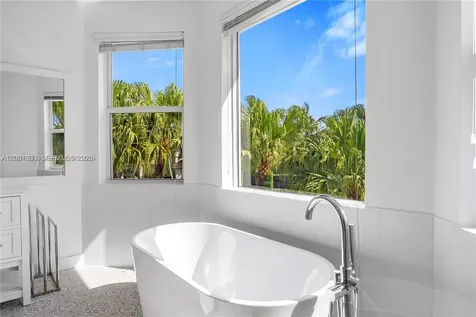 16449 SW 84th Place Palmetto Bay FL 33157