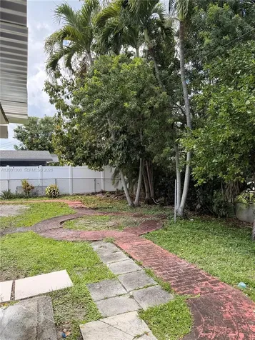 6613 Evergreen Drive Miramar FL 33023