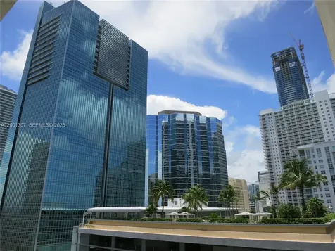 170 SE 14 Street Miami FL 33131